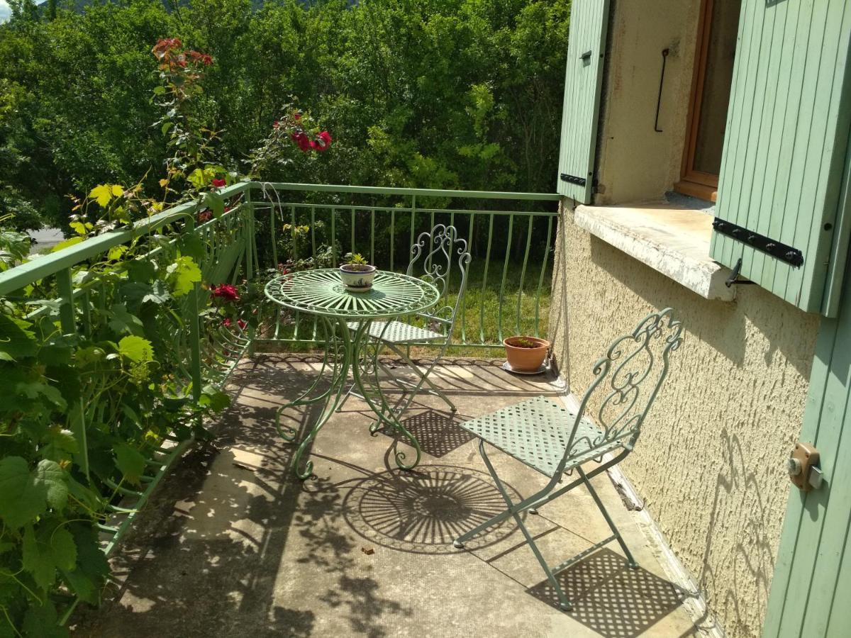 Daphrose Chambre Lachau Exteriör bild